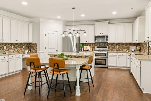 239 Ivy Woods Court, Fountain Inn, SC 29644