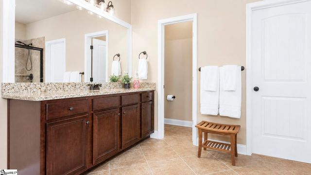 239 Ivy Woods Court, Fountain Inn, SC 29644