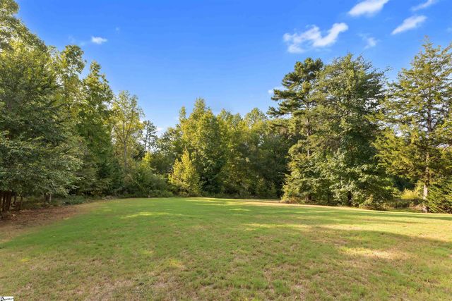 239 Ivy Woods Court, Fountain Inn, SC 29644