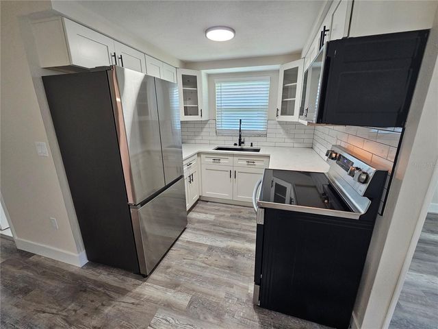 4843 CAMPHOR AVENUE, Sarasota, FL 34231