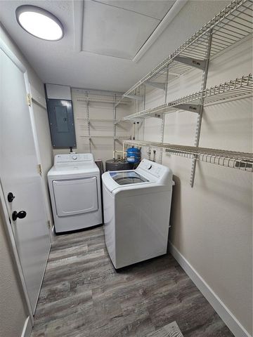 4843 CAMPHOR AVENUE, Sarasota, FL 34231