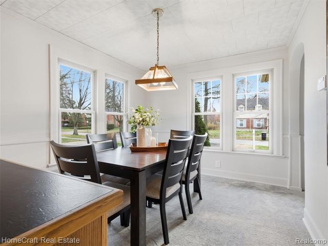 9921 Cranston Street, Livonia, MI 48150