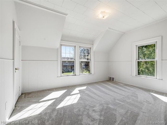 9921 Cranston Street, Livonia, MI 48150