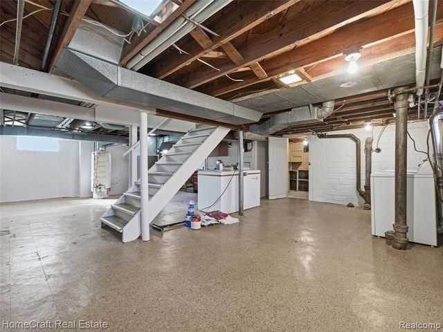 9921 Cranston Street, Livonia, MI 48150