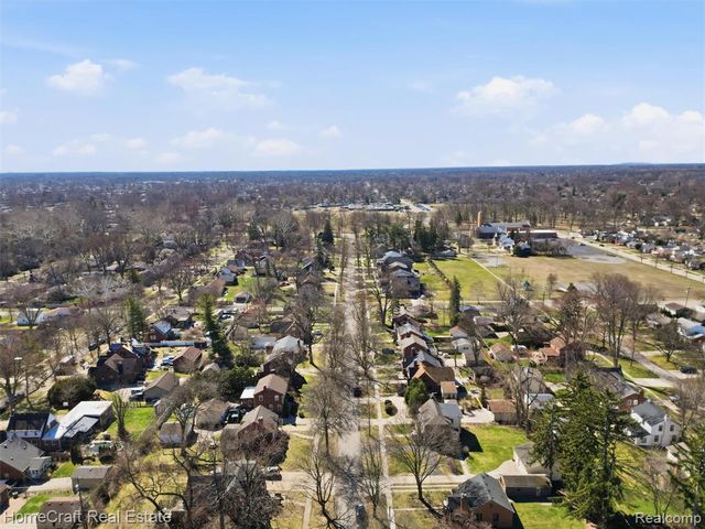 9921 Cranston Street, Livonia, MI 48150