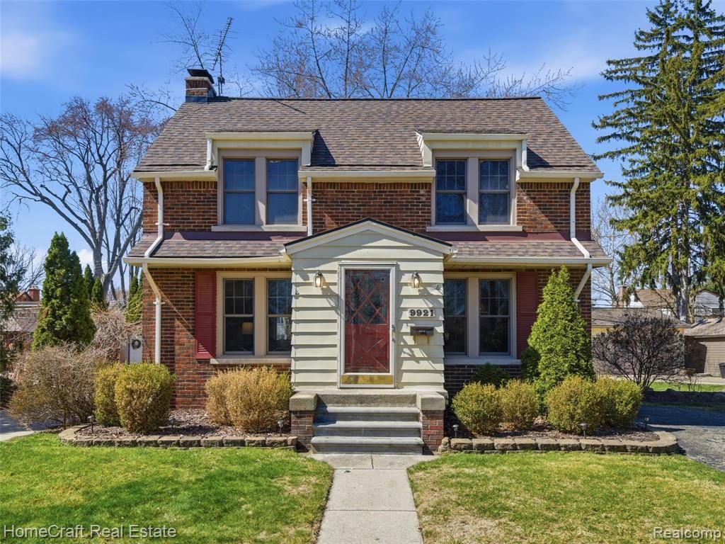 9921 Cranston Street, Livonia, MI 48150