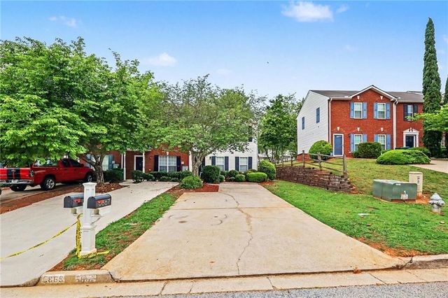 5867 Strathmoor Manor Circle, Lithonia, GA 30058
