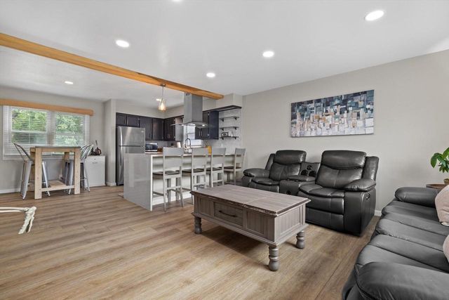 1628 Wiese LANE, Mount Pleasant, WI 53406