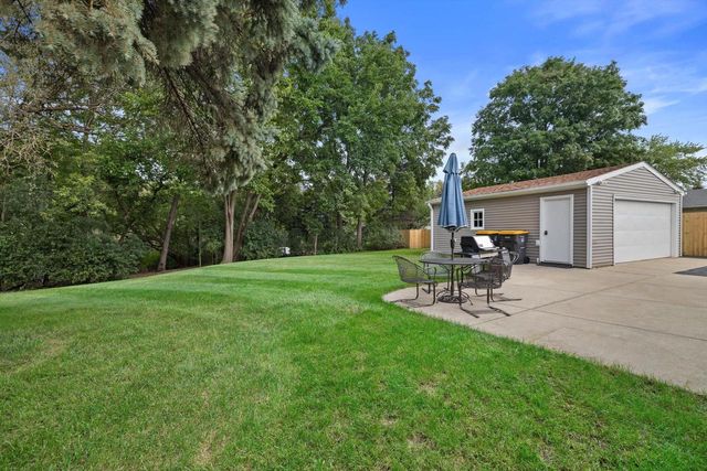 1628 Wiese LANE, Mount Pleasant, WI 53406