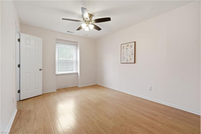 42 King George QUAY, Chesapeake, VA 23325