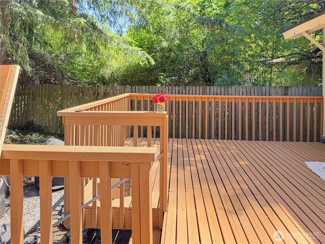 13530 NE 78th Street, Redmond, WA 98052