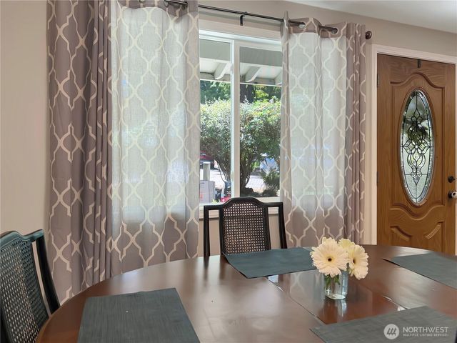 13530 NE 78th Street, Redmond, WA 98052