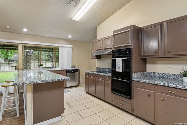 4034 OAKHAVEN ST, San Antonio, TX 78217