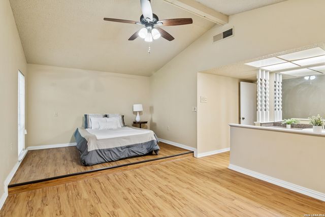 4034 OAKHAVEN ST, San Antonio, TX 78217