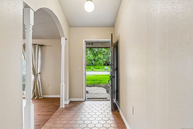 4034 OAKHAVEN ST, San Antonio, TX 78217