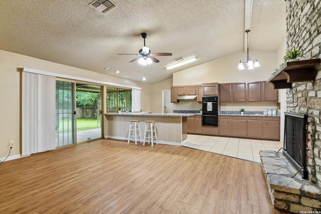 4034 OAKHAVEN ST, San Antonio, TX 78217