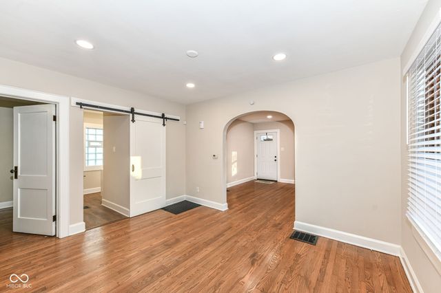 324 E Southern Avenue, Indianapolis, IN 46225