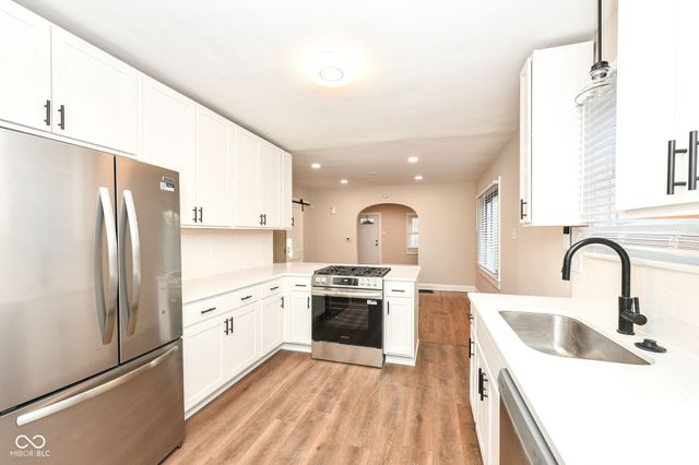 324 E Southern Avenue, Indianapolis, IN 46225