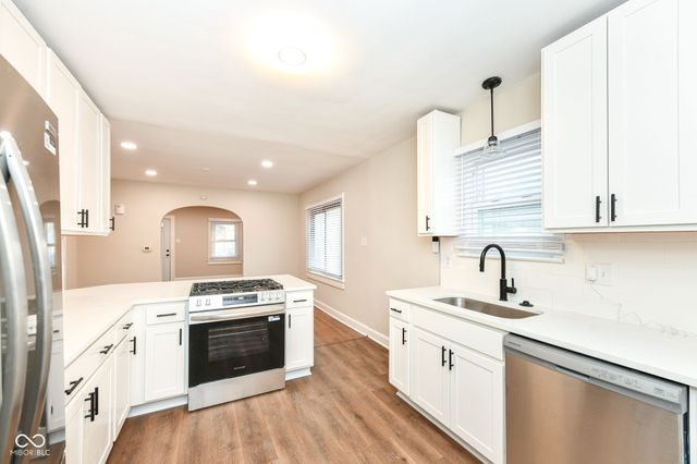 324 E Southern Avenue, Indianapolis, IN 46225