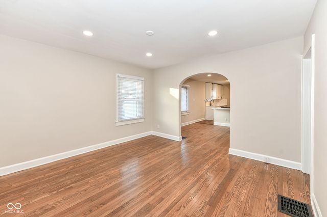 324 E Southern Avenue, Indianapolis, IN 46225