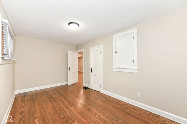 324 E Southern Avenue, Indianapolis, IN 46225