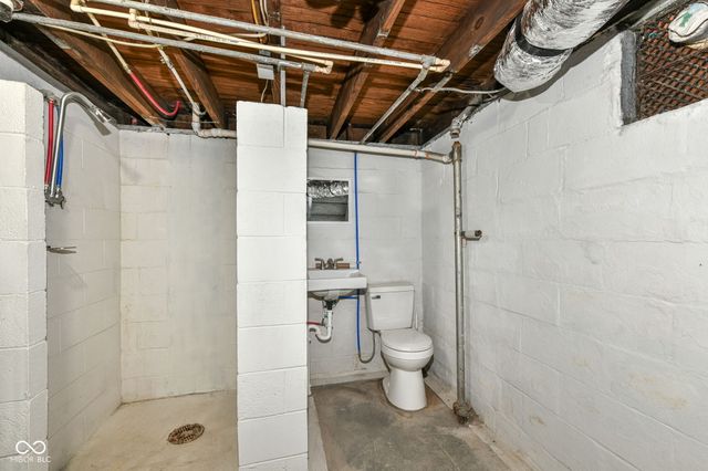 324 E Southern Avenue, Indianapolis, IN 46225