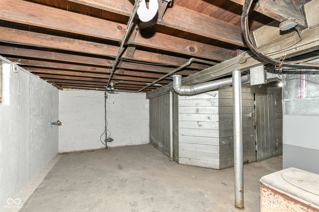 324 E Southern Avenue, Indianapolis, IN 46225