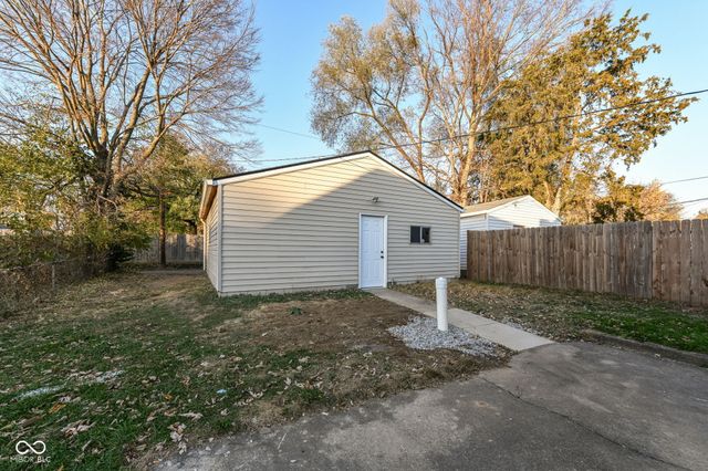 324 E Southern Avenue, Indianapolis, IN 46225