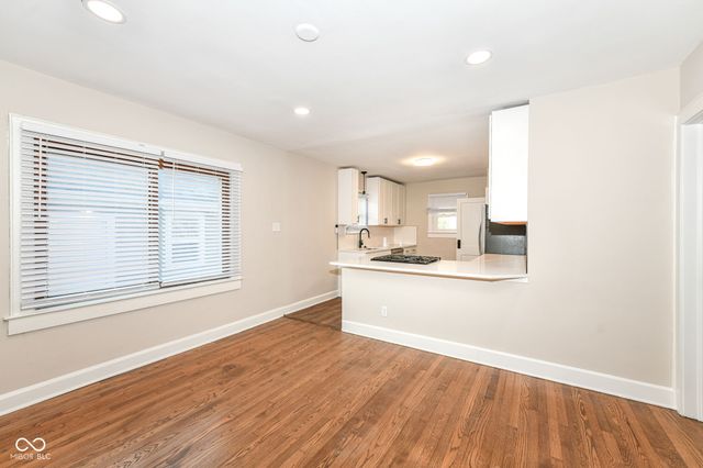 324 E Southern Avenue, Indianapolis, IN 46225