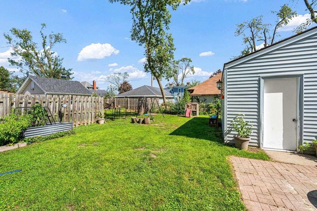 328 OAK STREET, Menasha, WI 54952