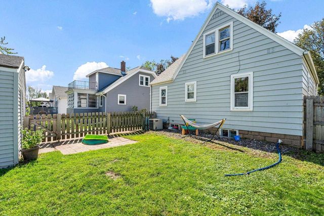 328 OAK STREET, Menasha, WI 54952