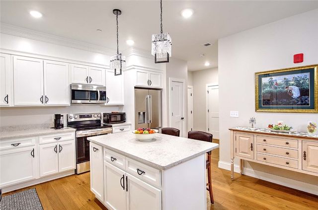 36 Old Louisquisset Pike 105, North Smithfield, RI 02896