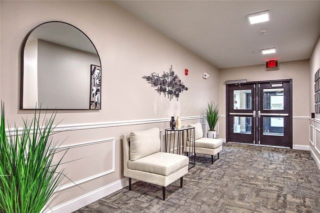 36 Old Louisquisset Pike 105, North Smithfield, RI 02896