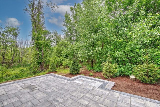 36 Old Louisquisset Pike 105, North Smithfield, RI 02896