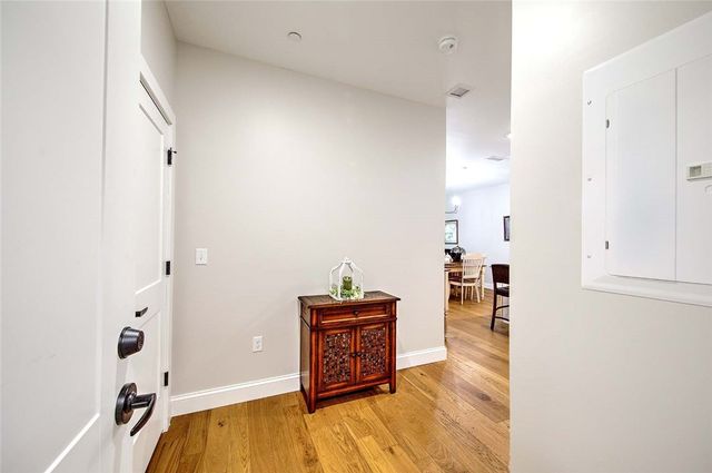 36 Old Louisquisset Pike 105, North Smithfield, RI 02896