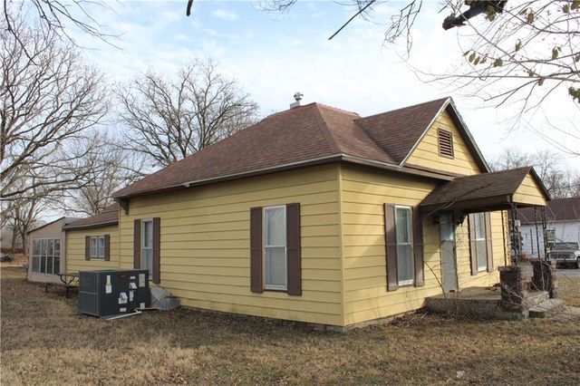 302 N Military Street, Mulberry, KS 66756
