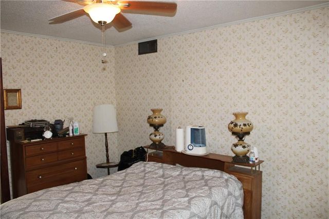 302 N Military Street, Mulberry, KS 66756