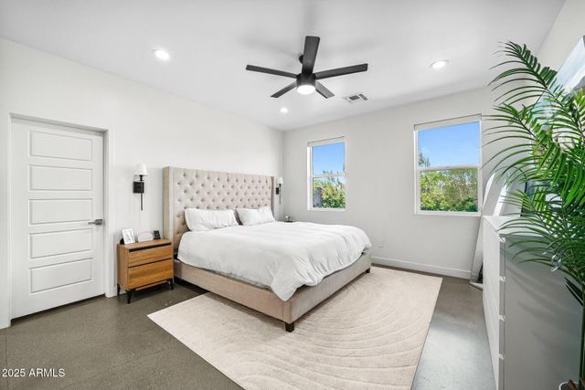 2914 E BLANCHE Drive, Phoenix, AZ 85032