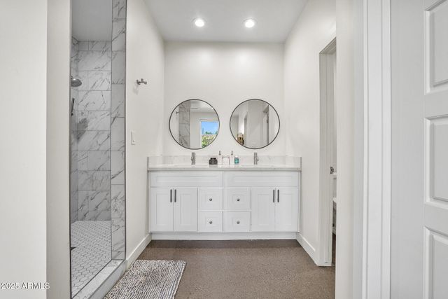 2914 E BLANCHE Drive, Phoenix, AZ 85032