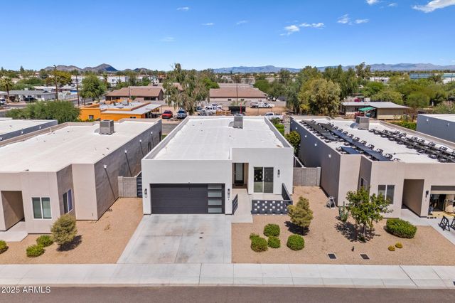 2914 E BLANCHE Drive, Phoenix, AZ 85032