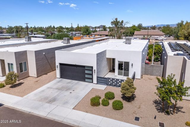 2914 E BLANCHE Drive, Phoenix, AZ 85032