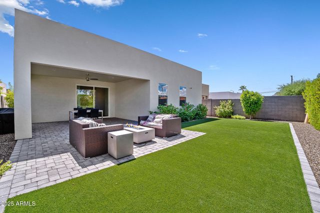 2914 E BLANCHE Drive, Phoenix, AZ 85032