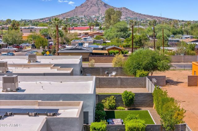 2914 E BLANCHE Drive, Phoenix, AZ 85032