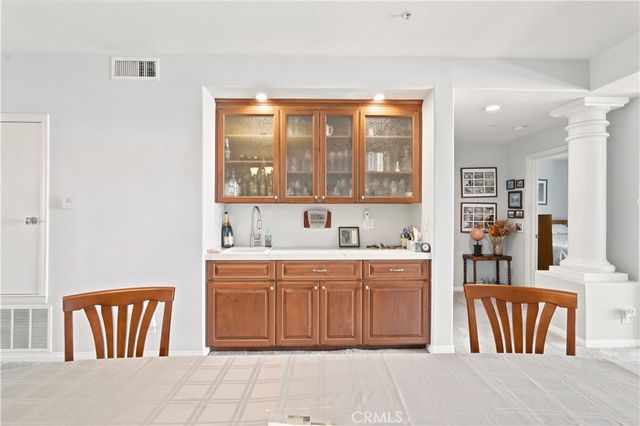 4167 Warner 205, Huntington Beach, CA 92649
