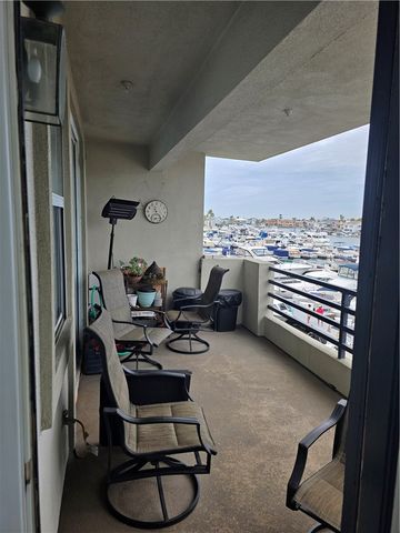 4167 Warner 205, Huntington Beach, CA 92649