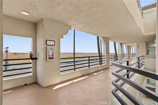 4167 Warner 205, Huntington Beach, CA 92649