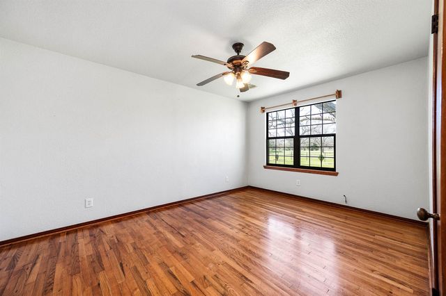 2474 Gates Road, Alvin, TX 77511