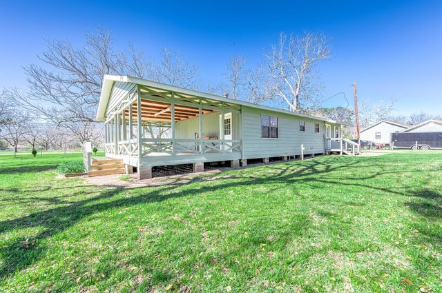 2474 Gates Road, Alvin, TX 77511