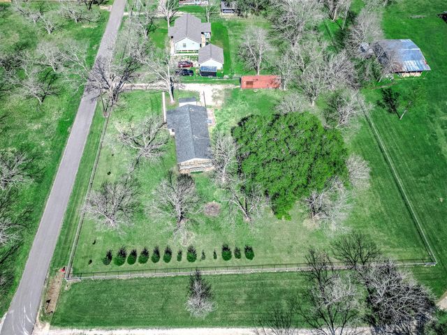 2474 Gates Road, Alvin, TX 77511