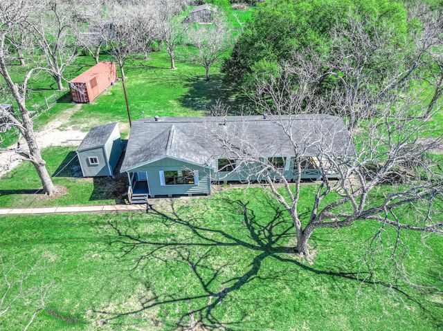 2474 Gates Road, Alvin, TX 77511